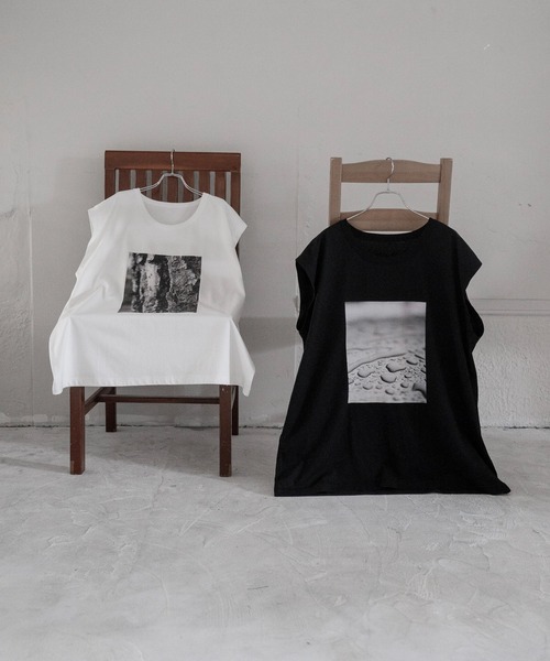Utusiyo（ウツシヨ）の「sleeveless tee 雨樹（Tシャツ/カットソー・メンズ・ブラック/ホワイト・FREE）」の4枚目の写真