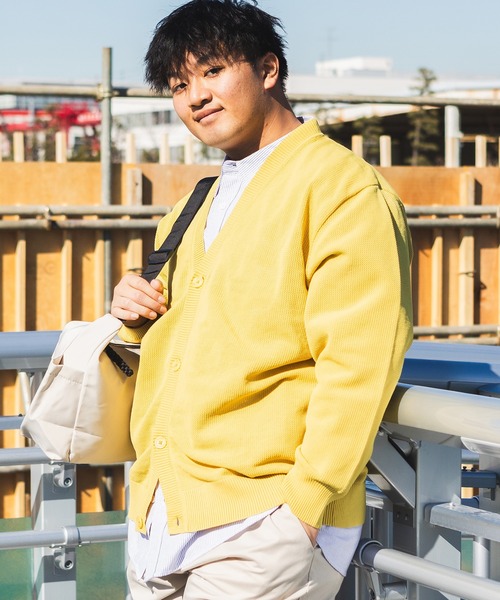 B&T CLUB(ビーティークラブ)の「B&T CLUB (ビーアンドティークラブ) ふわかる エアーニット 鹿の子編み Vネック カーディガン(カーディガン/ボレロ・メンズ・ブルー/イエロー/ブラック/グリーン・5L/6L/3L/4L)」の4枚目の写真