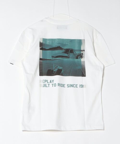 REPLAY(リプレイ)の「リラックスフィット ベーシックジャ-ジーコットンプリントTシャツ(Tシャツ/カットソー・メンズ・ホワイト/ブラック・MEDIUM/LARGE/X-LARGE/SMALL)」の9枚目の写真