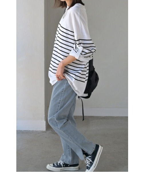 HUG.U(ハグユー)の「抜け感、裾スリット。ゆるフィットデニム(デニムパンツ・レディース・ダークインディゴブルー/ライトブルー/ブルー系/ブラック系・XL/S/M/L)」の15枚目の写真
