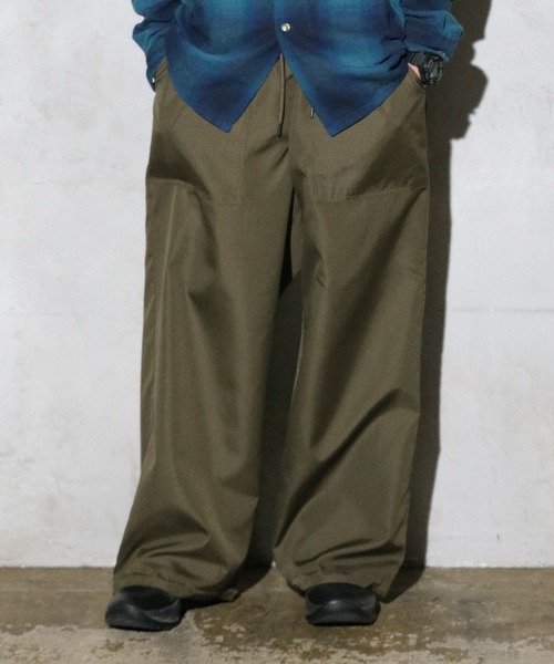 TAION(タイオン)の「TAION / タイオン NON DOWN MILITARY REVERSIBLE WIDE PANTS (TAION-R139NDML-1) ミリタリー ワイド バギーパンツ(その他パンツ・メンズ・ブラック/オリーブ/その他1/ダークネイビー・MEDIUM/LARGE/X-LARGE)」の9枚目の写真