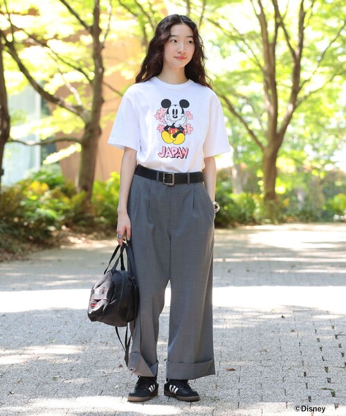 BEAMS BOY（ビームスボーイ）の「ポリエステル ウール トロピカル ワイド パンツ（スラックス・レディース・グレー/ネイビー・1/0）」の3枚目の写真