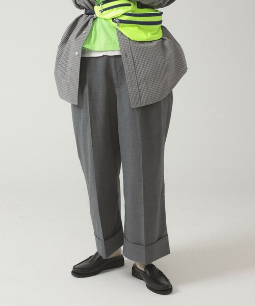 BEAMS BOY（ビームスボーイ）の「ポリエステル ウール トロピカル ワイド パンツ（スラックス・レディース・グレー/ネイビー・1/0）」の7枚目の写真