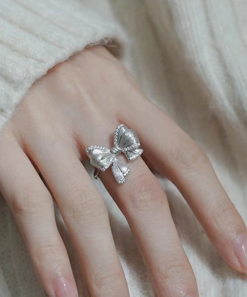 Mayree(メイリー)の「【urge select】リボンモチーフ キュート シルバー リング(リング・レディース・シルバー・FREE)」の1枚目の写真