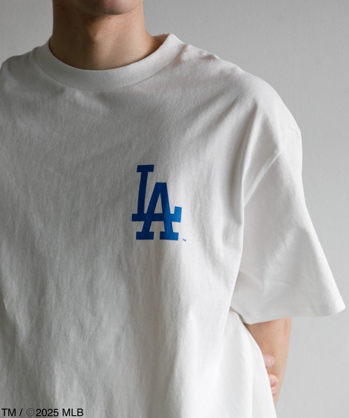 AMERICAN RAG CIE(アメリカンラグシー)の「別注MLB Tee - LOS ANGELES DODGERS(Tシャツ/カットソー・メンズ・ホワイト・S/M/L)」の5枚目の写真