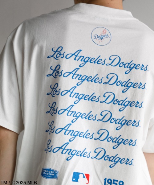 即完売　レア商品　アズール　MLB　LA　ショート丈　Tシャツ　出品迷い中♡ 即完売 レア商品 アズール MLB NY ショート丈 Tシャツ 出品迷い