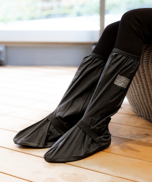 LAKOLE(ラコレ)の「レインZIPシューズカバー(LONG) / 319542(レインシューズ・レディース・ブラック/その他3・MEDIUM/LARGE)」の2枚目の写真