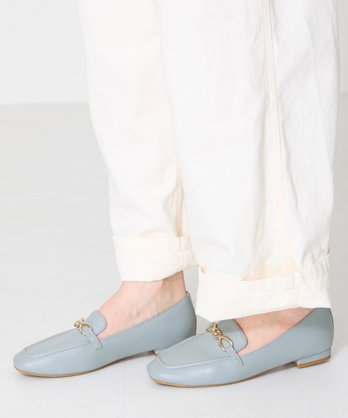 WA ORiental TRaffic（ダブルエーオリエンタルトラフィック）の「ねじりチェーンモチーフローファー/52116（ローファー・レディース・ブルー/ブラック/ベージュ・36/37/34/42/35/40/38/39/41）」の3枚目の写真