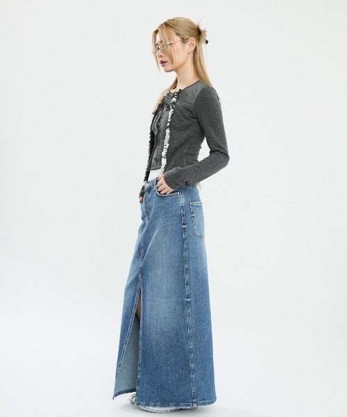 Clum(クルム)の「スパンコールレイヤードトップス(Tシャツ/カットソー・レディース・グレー・SMALL/MEDIUM)」の9枚目の写真