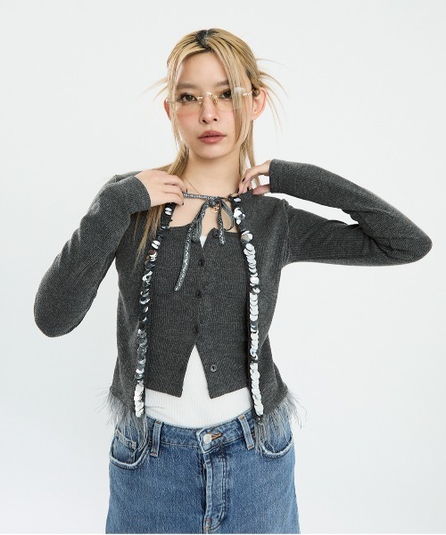 Clum(クルム)の「スパンコールレイヤードトップス(Tシャツ/カットソー・レディース・グレー・SMALL/MEDIUM)」の2枚目の写真