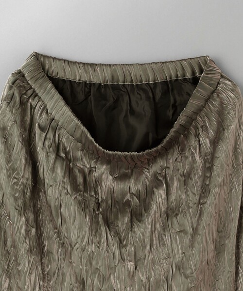 BEAUTY&YOUTH UNITED ARROWS（ビューティーアンドユースユナイテッドアローズ）の「シャイニー ティアード ロングスカート（スカート・レディース・オリーブ/ブラック/オフホワイト・M/S）」の19枚目の写真