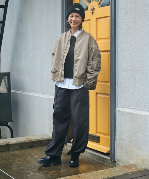 ever closet（エバークローゼット）の「レディス 撥水 カーゴパンツ（カーゴパンツ・レディース・ブラック/カーキ・FREE）」の2枚目の写真