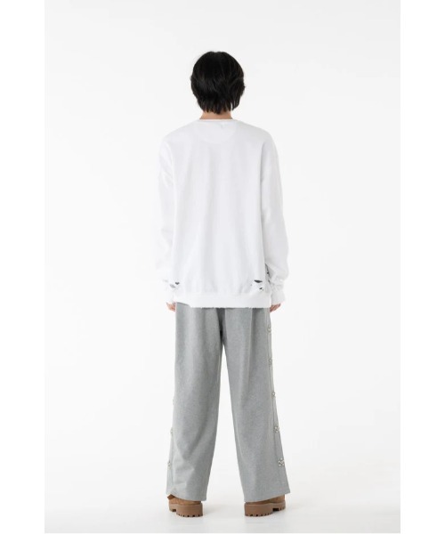 DISCOVERED(ディスカバード)の「DISCOVERED I BROKEN HEART DAMAGE SWEAT(スウェット・メンズ・ホワイト/ブラック・1/3)」の10枚目の写真