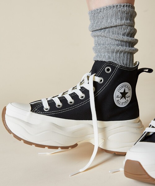 CONVERSE(コンバース)の「CONVERSE/コンバース ALL STAR SURGETRAINER HI/オールスターサージトレーナーキャンバス ハイカット 厚底スニーカー 限定展開(スニーカー・レディース・ブラック/サックスブルー・24.0cm/25.0cm/23.0cm)」の4枚目の写真