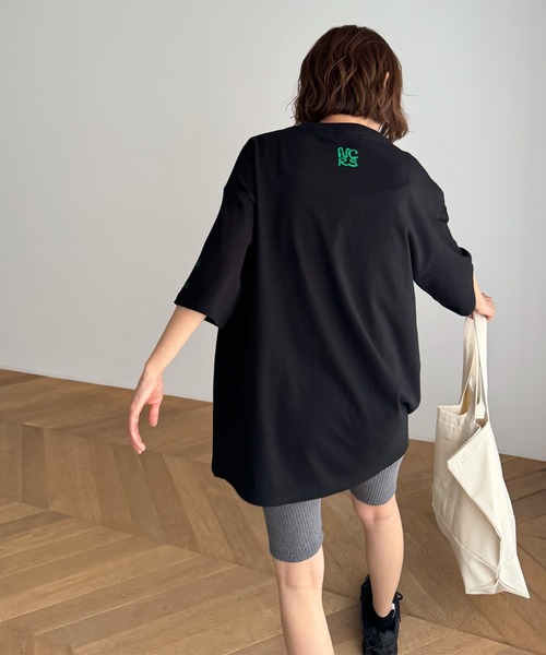 CANAL JEAN（キャナルジーン）の「1975 TOKYO　NCRS半袖Tシャツ（Tシャツ/カットソー・レディース・ブラック/ミックスグレー/ホワイト・MEDIUM/LARGE/X-LARGE）」の7枚目の写真