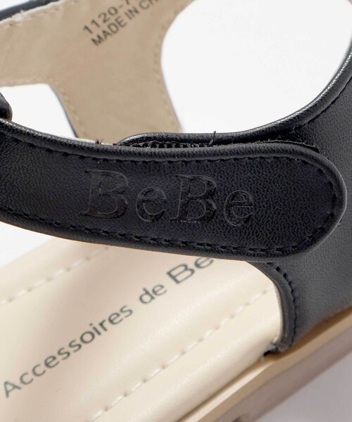 BeBe（ベベ）の「ロゴ型押しストラップカメサンダル(13~19cm)（サンダル・キッズ・ホワイト/ブラック・18.0cm/17.0cm/14.0cm/15.0cm/19.0cm/16.0cm/13.0cm）」の9枚目の写真