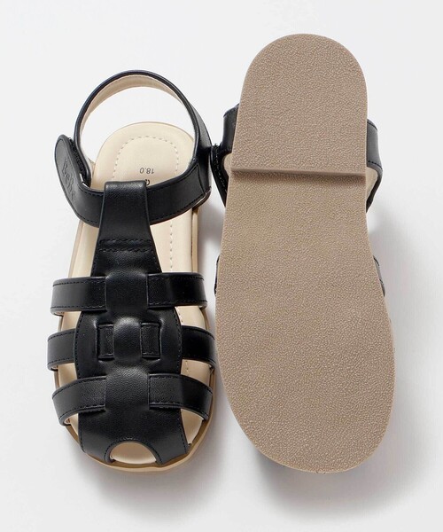 BeBe（ベベ）の「ロゴ型押しストラップカメサンダル(13~19cm)（サンダル・キッズ・ホワイト/ブラック・18.0cm/17.0cm/14.0cm/15.0cm/19.0cm/16.0cm/13.0cm）」の11枚目の写真