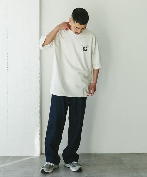 Manhattan Portage（マンハッタンポーテージ）の「『別注』MANHATTAN PORTAGE×DOORS　フットボール オーバーサイズTシャツ（Tシャツ/カットソー・メンズ・オレンジ/チャコールグレー/オフホワイト・MEDIUM/LARGE）」の17枚目の写真