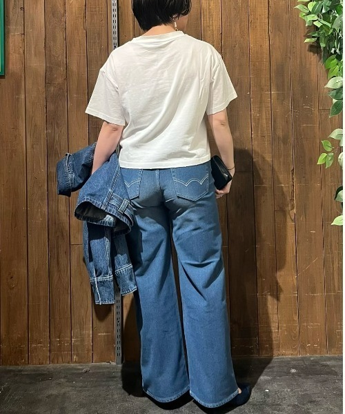 EDWIN（エドウィン）の「EDWIN(エドウィン)【スゴイラク】「JERSEYS COOL」ワイドストレート（デニムパンツ・レディース・ライトインディゴブルー・XS/S/M/L）」の13枚目の写真
