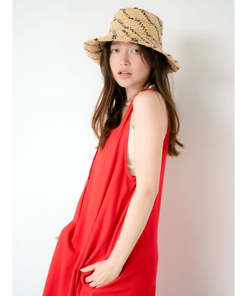 Ungrid（アングリッド）の「リネン混ショルダーデザインキャミワンピース（ワンピース・レディース・ブラック/その他1/アイボリー/レッド・FREE）」の10枚目の写真