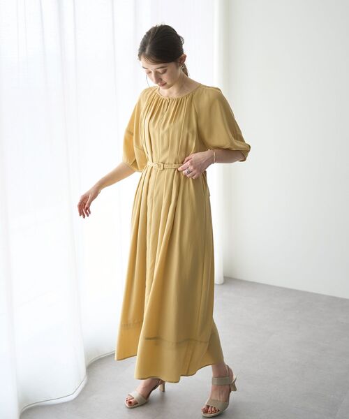 YECCA VECCA（イェッカヴェッカ）の「ベルト付きタックデザインワンピース（ワンピース・レディース・イエロー/ネイビー/ドット・FREE）」の9枚目の写真