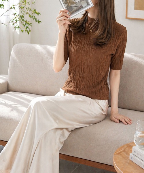 Amulet（アミュレット）の「人気アイテム◎体のラインを拾わないトップス♪ハイネックニットソー（Tシャツ/カットソー・レディース・レッド/ネイビー/ブラウン/グリーン/キャメル/ブラック/アイボリー/カーキ/グレー/ピンク/ホワイト/パープル・L/XL/M）」の17枚目の写真