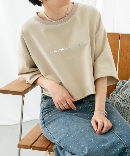 ITEMS URBANRESEARCH(アイテムズ アーバンリサーチ)の「ハクプリントロゴTシャツ(Tシャツ/カットソー・レディース・ライトグレー/ブラック/ライトベージュ・FREE)」の1枚目の写真