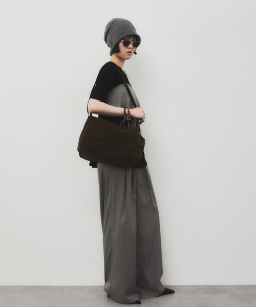 HANNE(アン)の「スムースフェイクレザーバッグ(ショルダーバッグ・レディース・ブラック/ブラウン・FREE)」の8枚目の写真