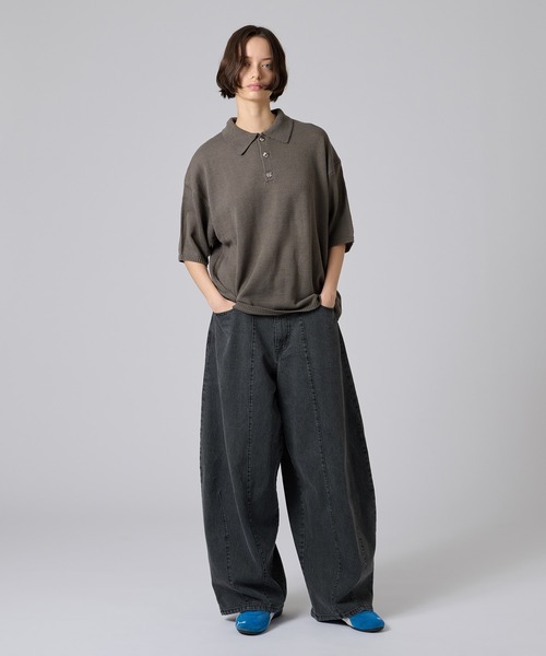 ONCILY（オンシェリー）の「SUPER BAGGY CURVE DENIM PANTS / スーパーバギーカーブデニムパンツ（デニムパンツ・メンズ・ブラック/ライトインディゴブルー・SMALL/MEDIUM/LARGE）」の14枚目の写真