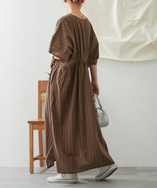 CIAOPANIC TYPY（チャオパニックティピー）の「【India】綿麻ウエストタックドルマンワンピース（ワンピース・レディース・アイボリー/カーキ/ブラウン/ブラック・ONE SIZE）」の19枚目の写真