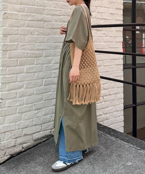 CIAOPANIC TYPY（チャオパニックティピー）の「【India】綿麻ウエストタックドルマンワンピース（ワンピース・レディース・アイボリー/カーキ/ブラウン/ブラック・ONE SIZE）」の12枚目の写真