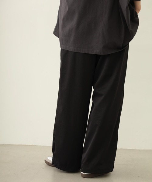 MILKFED.（ミルクフェド）の「FRONT LINE ZIP UP PANTS（その他パンツ・レディース・ピンク/ブラック/グリーン・S/M）」の7枚目の写真