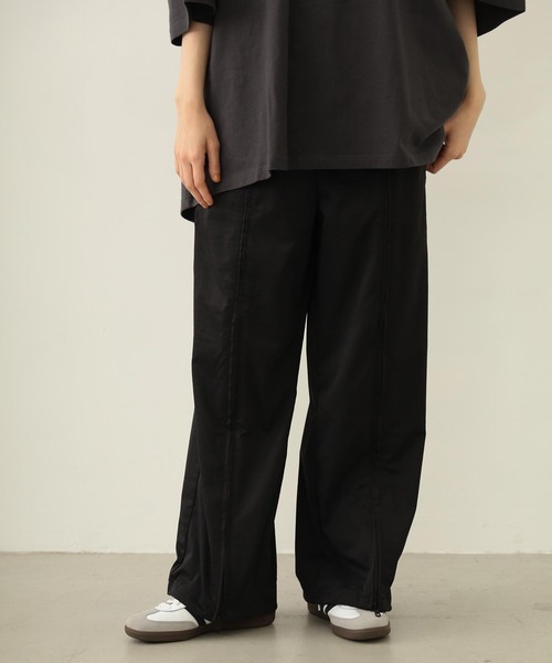 MILKFED.（ミルクフェド）の「FRONT LINE ZIP UP PANTS（その他パンツ・レディース・ピンク/ブラック/グリーン・S/M）」の5枚目の写真