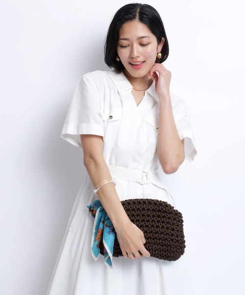 JUSGLITTY（ジャスグリッティー）の「シャーリングシャツワンピース（ワンピース・レディース・ネイビー/ホワイト/ピンク/ブラウン・0/1/2）」の18枚目の写真