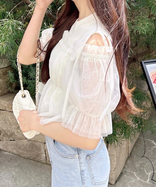 INGNI（イング）の「ノースリニット＋オフショルチュールブラウス／セット（シャツ/ブラウス・レディース・ピンク/オフホワイト/ブラック・M）」の6枚目の写真