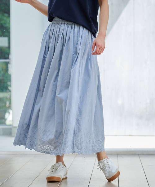 Arnold Palmer（アーノルドパーマー）の「インド綿 裾スカラップ刺繍 スカート（スカート・レディース・チャコールグレー/ホワイト/サックスブルー・S/M/L）」の3枚目の写真