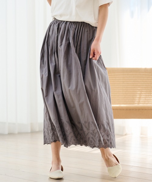 Arnold Palmer（アーノルドパーマー）の「インド綿 裾スカラップ刺繍 スカート（スカート・レディース・チャコールグレー/ホワイト/サックスブルー・S/M/L）」の8枚目の写真