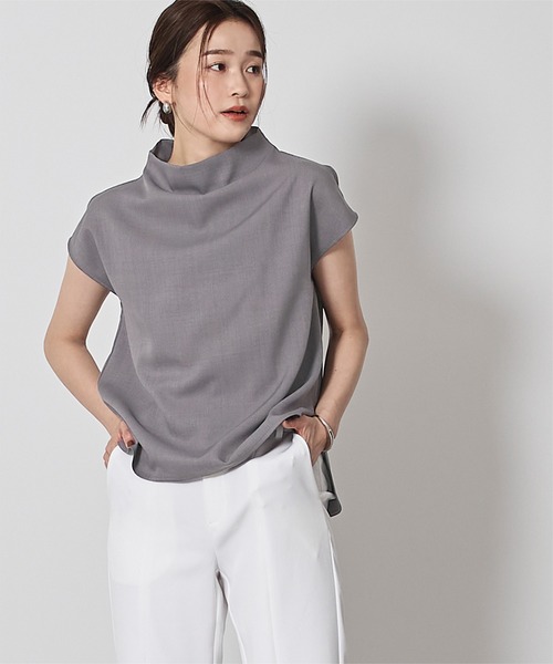 UR'S（ユアーズ）の「モックネックブラウス×パンツセットアップ（セットアップ・レディース・チャコール/グレー・S/M/L）」の2枚目の写真