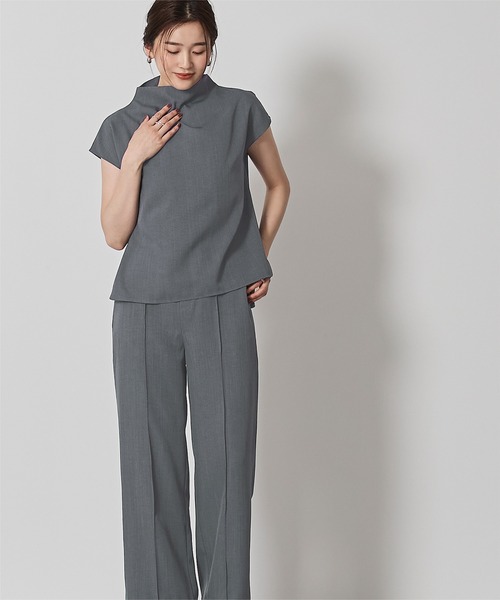 UR'S（ユアーズ）の「モックネックブラウス×パンツセットアップ（セットアップ・レディース・チャコール/グレー・S/M/L）」の15枚目の写真