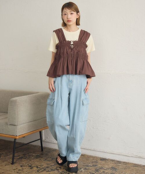 RETRO GIRL（レトロガール）の「【新色追加】ノースリフリルビスチェ（シャツ/ブラウス・レディース・ブラウン/オフホワイト/ブラック/ブルー・FREE）」の9枚目の写真