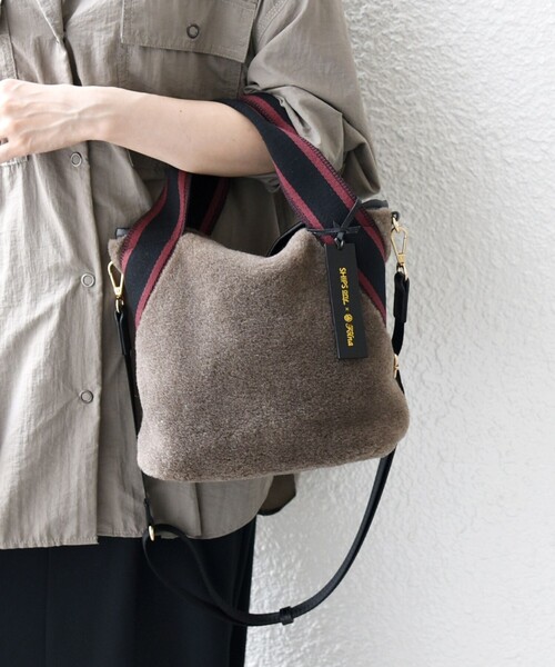 SHIPS any別注】Folna: 2WAY ライン リバーシブル ショルダー バッグ