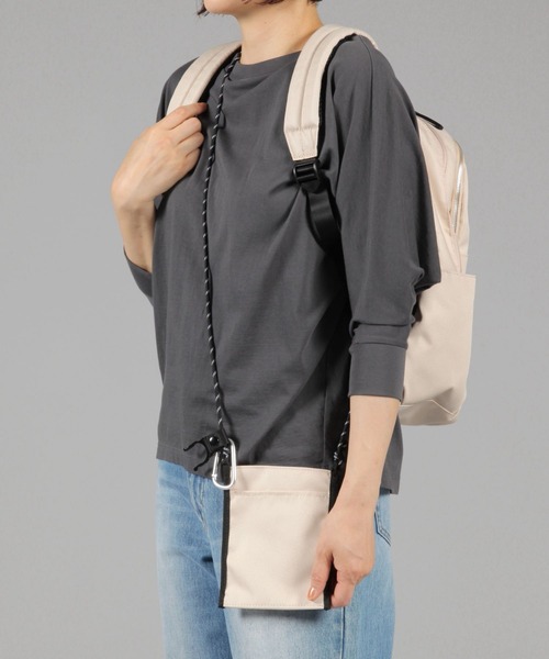 GLOBAL WORK(グローバルワーク)の「撥水軽量サコッシュ付きリュック/一部店舗限定/495469(バックパック/リュック・レディース・ブラック/グレー/オフホワイト・FREE)」の11枚目の写真