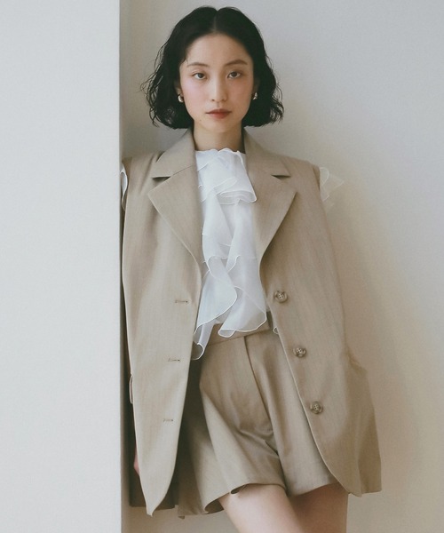 EIMY ISTOIRE(エイミーイストワール)の「タックバルーンジレ(その他アウター・レディース・グレー/ブラック/ベージュ/ホワイト・F)」の1枚目の写真