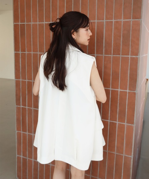 EIMY ISTOIRE(エイミーイストワール)の「タックバルーンジレ(その他アウター・レディース・グレー/ブラック/ベージュ/ホワイト・F)」の6枚目の写真