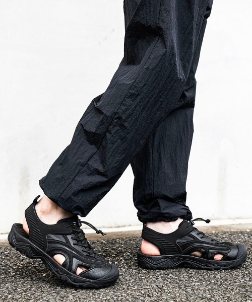 Reebok(リーボック)の「スニーカーサンダル ハイフリッパー / SNEAKER SANDAL HYFLIPPER(サンダル・メンズ・ブラック×ホワイト/ブラック・25.0cm/29.0cm/28.0cm/27.0cm/26.0cm/24.0cm/23.0cm)」の20枚目の写真