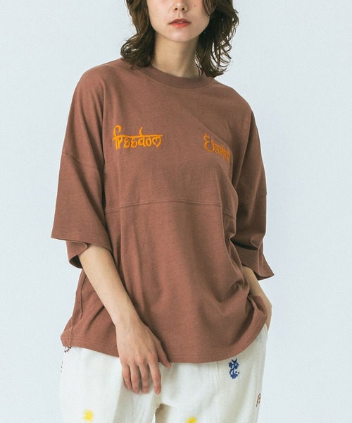 HLAADA(フラーダ)の「(HLAADA for ROSEBUD)EMBROIDERY FOOT BALL TEE(Tシャツ/カットソー・レディース・ホワイト/ブラウン・ONE SIZE)」の1枚目の写真