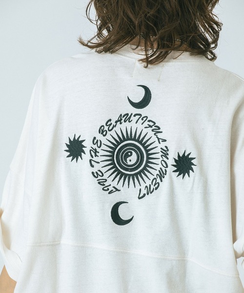 HLAADA(フラーダ)の「(HLAADA for ROSEBUD)EMBROIDERY FOOT BALL TEE(Tシャツ/カットソー・レディース・ホワイト/ブラウン・ONE SIZE)」の8枚目の写真