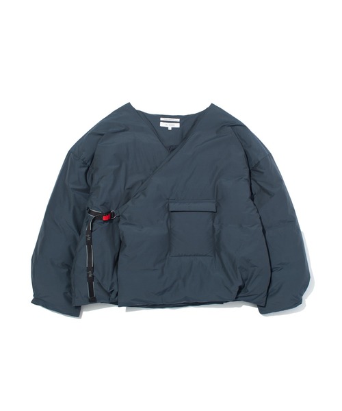 F/CE. （エフシーイー）の「F/CE. RECYCLED DOWN STRUCTURED WRAP JACKET / エフシーイー  リサイクルダウンストラクチャードラップジャケット（ダウンジャケット/コート・メンズ・ブラック/パープル/ベージュ/ネイビー・MEDIUM/SMALL）」の3枚目の写真