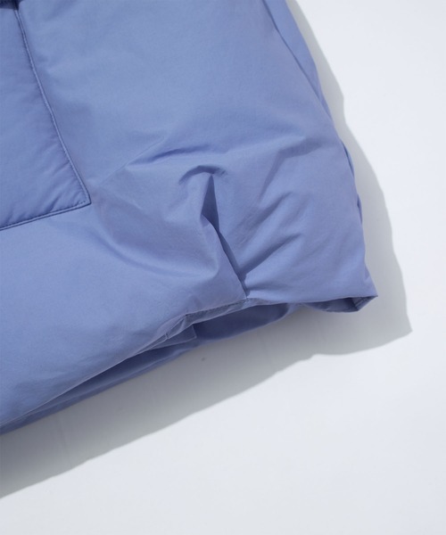 F/CE. （エフシーイー）の「F/CE. RECYCLED DOWN STRUCTURED WRAP JACKET / エフシーイー  リサイクルダウンストラクチャードラップジャケット（ダウンジャケット/コート・メンズ・ブラック/パープル/ベージュ/ネイビー・MEDIUM/SMALL）」の5枚目の写真