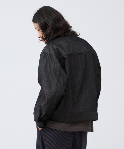 B.C STOCK（ベーセーストック）の「8.5oz テンセルデニム BRIGHT スタンドカラージャケット（デニムジャケット・メンズ・ブラック/ネイビー・MEDIUM/LARGE）」の6枚目の写真